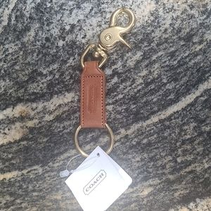 NWT Vintage Coach Trigger Snap Key Fob Style #7212 Leather, Solid Brass